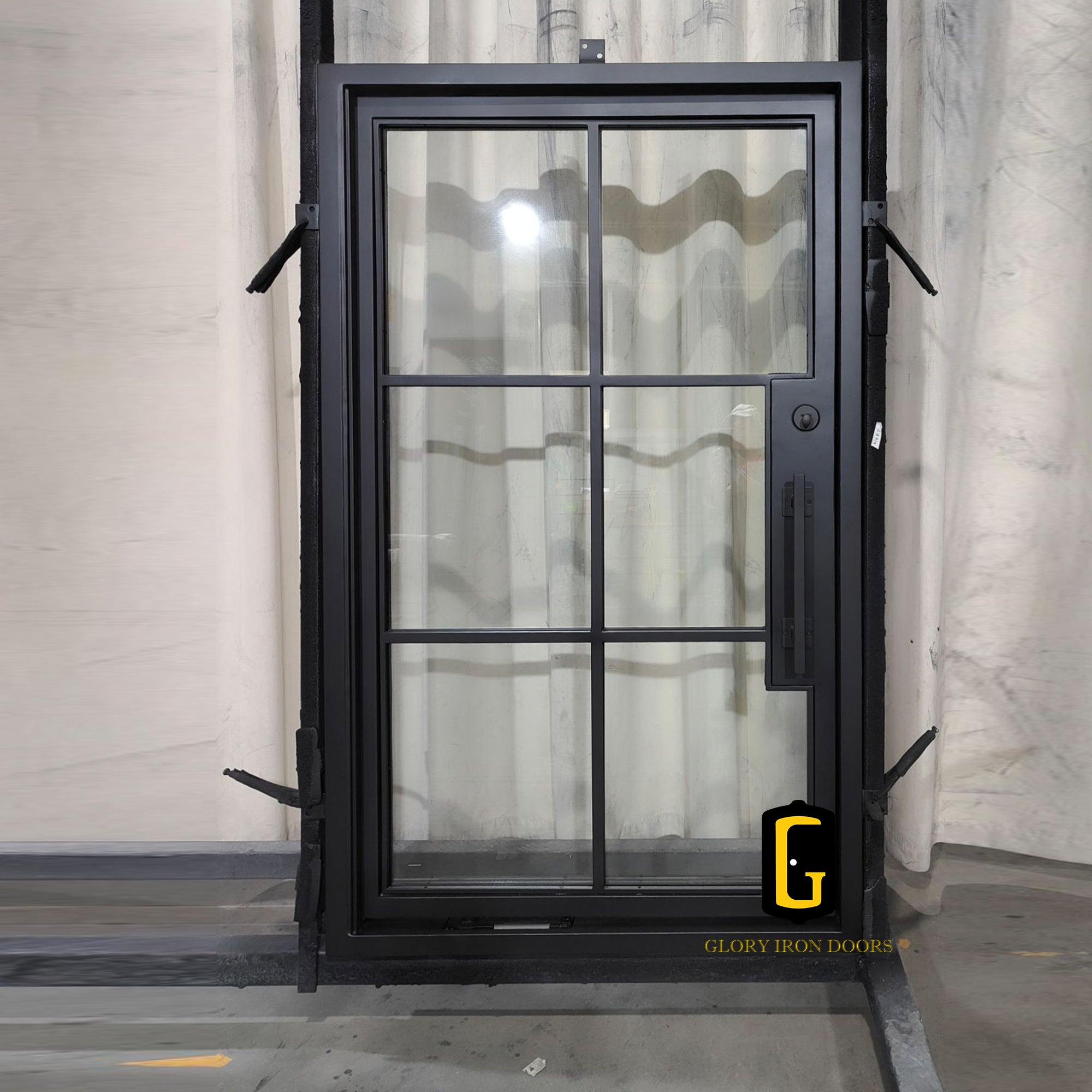 gloryirondoor iron pivot single door black color with clear glass