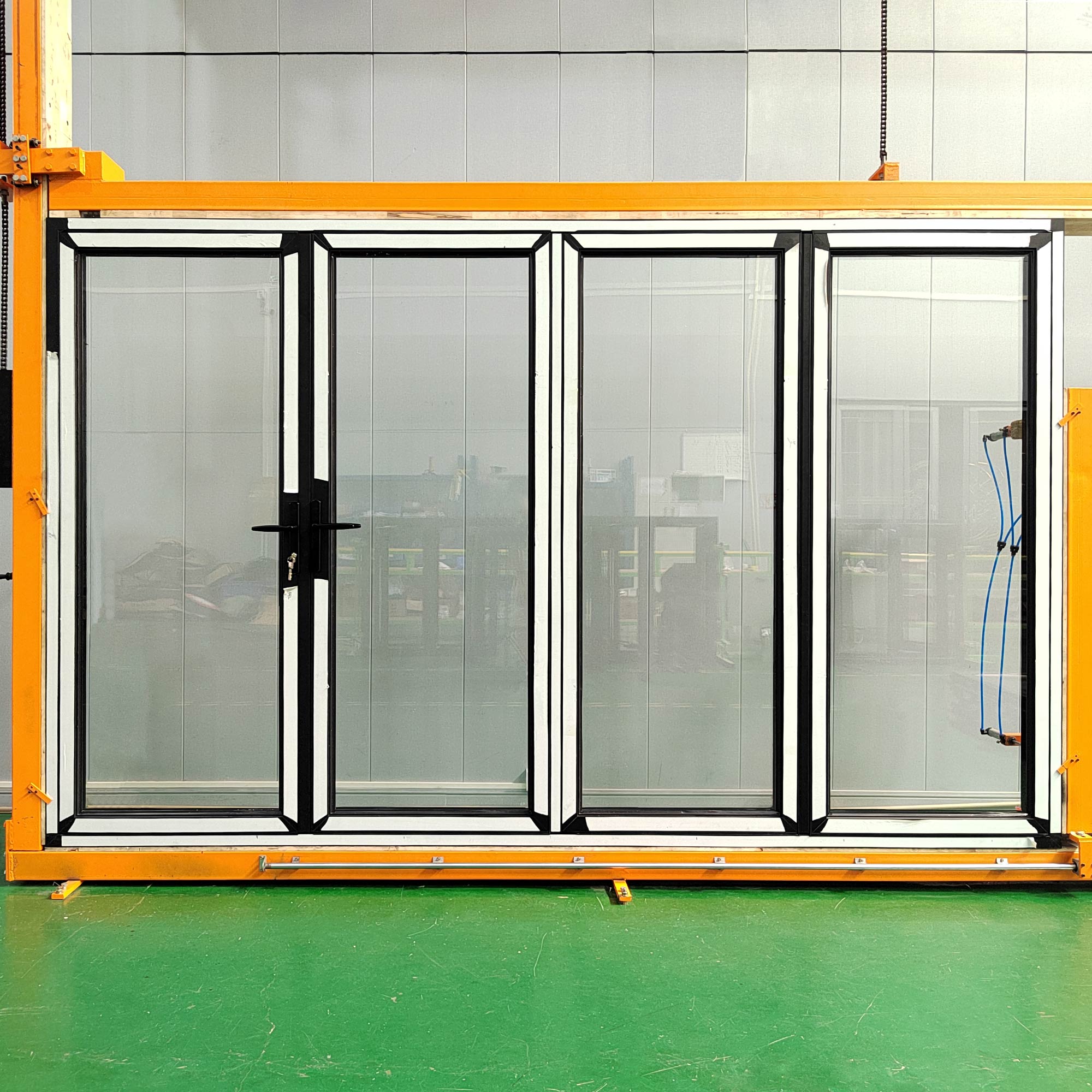 GID Aluminum Alloy Bi-Fold Doors 4 Panels For Patio ABF003